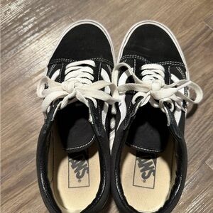 Vans Monochrome Lace-Up Shoes